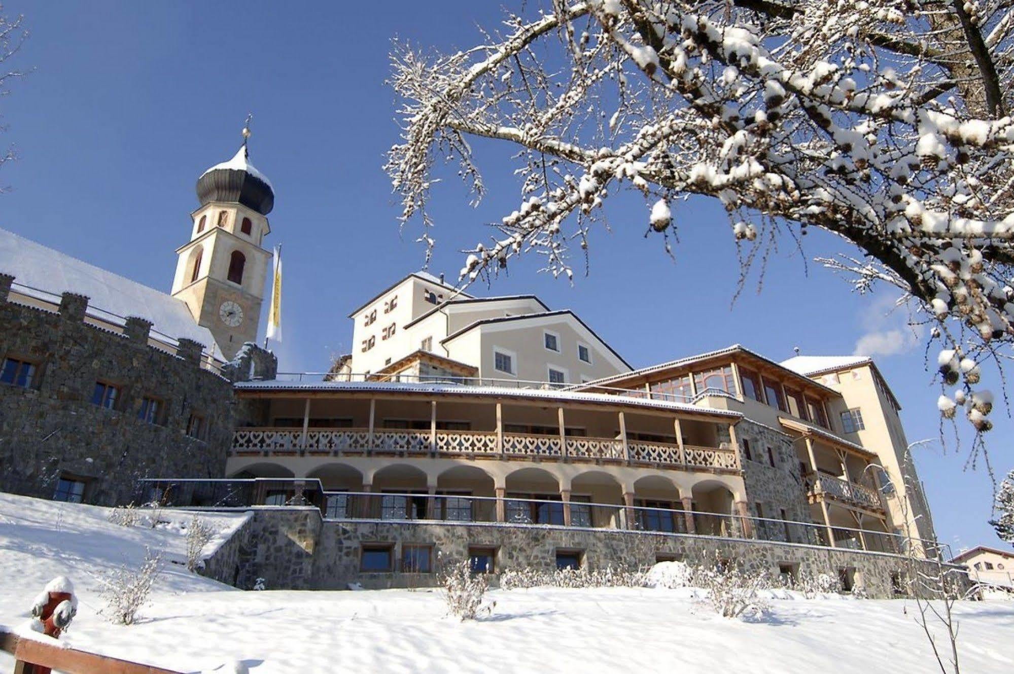 Romantik Hotel Turm Fiè Esterno foto